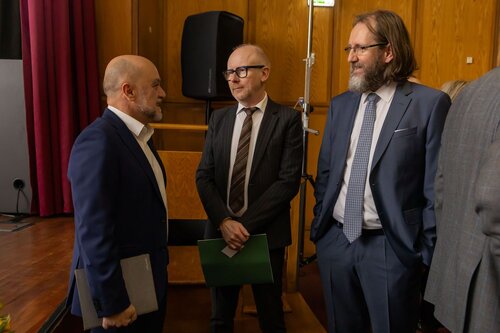 José Júlio Alferes, Paulo Pereira, João Leite