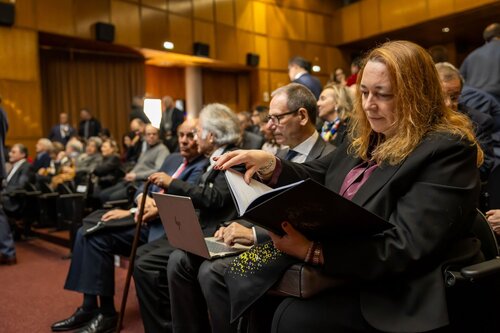 José Branco, Manuela Aparício