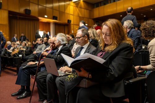 José Branco, Manuela Aparício