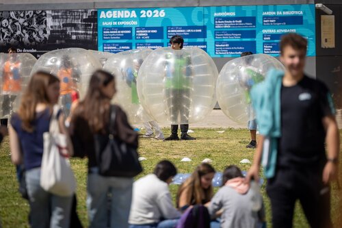 Bubble football
