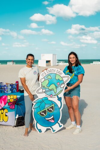What an amazing day to be doing the right thing! Clean Miami Beach had the opportunity to celebrate Earth Day by cleaning up the beach and giving back to our community! Through this hard work and support of over 101 volunteers, we were able to clean up a whopping 175 lbs of trash! This means so much to us and we truly appreciate the dedication to bettering our planet. 

Thank you so much INNIO Group for your generous donation and your continued support for the last two years! It’s so incredible to see tangible change in our community thanks to this organization! Also, shoutout to our partners, AE Global, Delta Air Lines, Forces of Nature, Alpine Fresh, Inc., Model Volleyball x Club Space, City of Miami Beach, and The Miami Foundation for caring for the environment as much as we do!