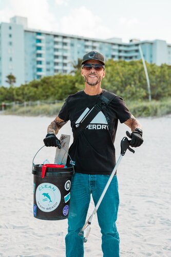 What an amazing day to be doing the right thing! Clean Miami Beach had the opportunity to celebrate Earth Day by cleaning up the beach and giving back to our community! Through this hard work and support of over 101 volunteers, we were able to clean up a whopping 175 lbs of trash! This means so much to us and we truly appreciate the dedication to bettering our planet. 

Thank you so much INNIO Group for your generous donation and your continued support for the last two years! It’s so incredible to see tangible change in our community thanks to this organization! Also, shoutout to our partners, AE Global, Delta Air Lines, Forces of Nature, Alpine Fresh, Inc., Model Volleyball x Club Space, City of Miami Beach, and The Miami Foundation for caring for the environment as much as we do!