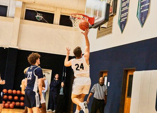 varsity boys basketball