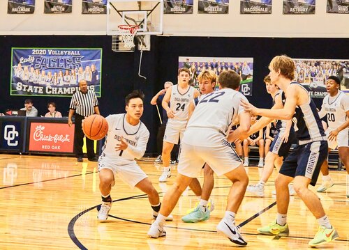 varsity boys basketball