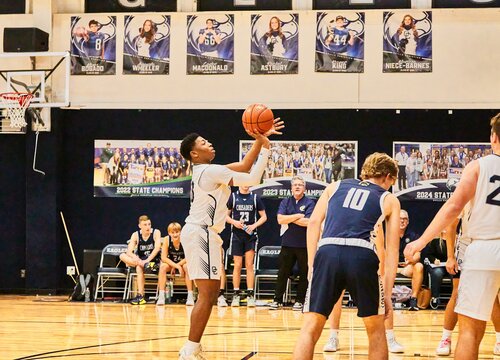 varsity boys basketball