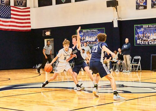 varsity boys basketball