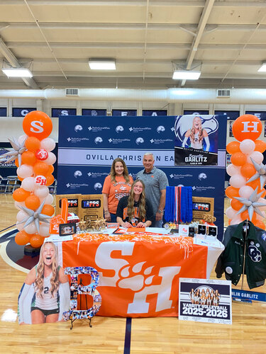 Brenlin Garlitz signs to play volleyball at Sam Houston State University