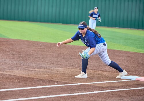 Varsity Softball
Pictures by Carlton Marshall