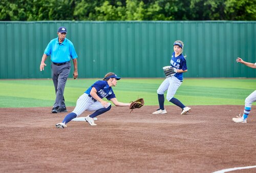 Varsity Softball
Pictures by Carlton Marshall