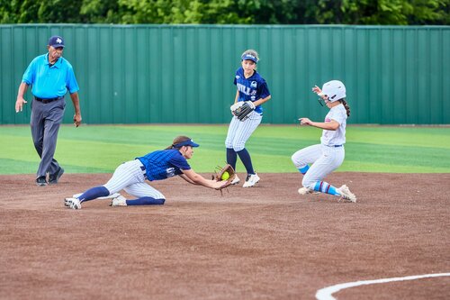 Varsity Softball
Pictures by Carlton Marshall
