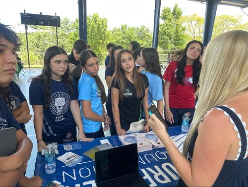 Surfrider Rincón on April 21st set up an information table at SESO (a local school) in the afternoon to inform students about our various programs and projects going on with Surfrider. This was an effort to teach the kids about planting mangroves, performing water quality tests, and the importance of taking care of our beaches.