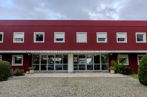 Residência Universitária Fraústo da Silva, exteriores