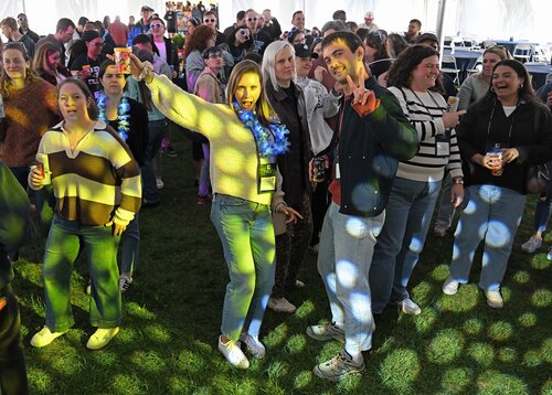 Floralia: The Encore, or Re-Flo, with Wicked Peach at 2026 Reunion Saturday, May 30, 2026 on Tempel Green. (Connecticut College photos by Sean D. Elliot)
