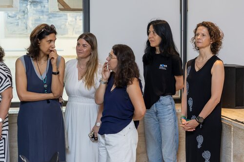 Sofia Pauleta, Luísa Neves, Maria Leonor Morgado, Ariana Manso, Teresa Santos Silva. Sessão de boas-vindas