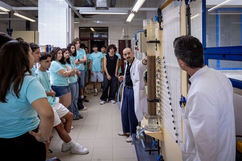 Tratamento, Reutilização e os Desafios da Água. Diogo Borges Sousa; Pedro Santos. Ciências e Engenharia do Ambiente. DCEA