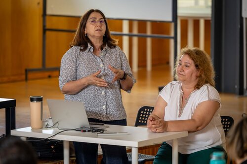 Alice Pereira, Bia Castanho