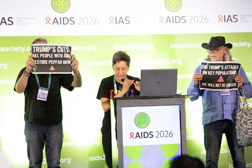 AIDS 2026, the 26th IAS Conference on HIV and AIDS. Rio de Janeiro, Brazil. Sunday, 26 July 2026.

In the photo: Activists disrupt US AIDS Coordinator Jeff Graham 

© Felipe Varanda / IAS