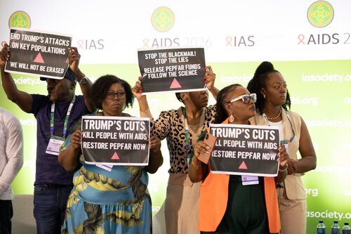 AIDS 2026, the 26th IAS Conference on HIV and AIDS. Rio de Janeiro, Brazil. Sunday, 26 July 2026.

In the photo: Activists disrupt US AIDS Coordinator Jeff Graham 

© Felipe Varanda / IAS