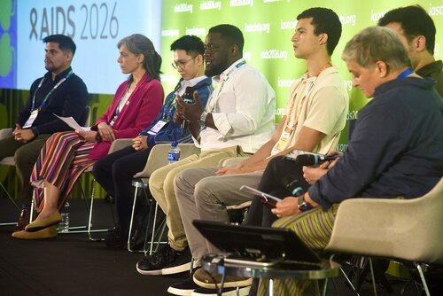 AIDS 2026, the 26th Conference on HIV and AIDS. Rio de Janeiro, Brazil.
Sunday, 26 July 2026.

PC0302. HIV cure without borders: Science, community and Latin America and Caribbean perspectives - Opening and setting the scene.
In the photos: Panel / Krista Dong, Vinicius Francisco da Silva, Alberto Machinda, Jorge Gallardo, Carlo Sacdalan, Natalia Laufer.

© Márcia Moreira / IAS