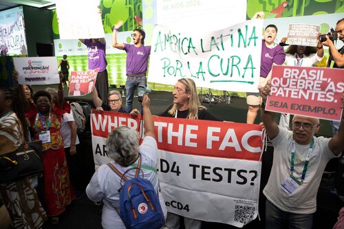 AIDS 2026, the 26th International AIDS Conference. Rio de Janeiro, Brazil.
Monday, 27 July 2026.

OP01. Opening Session.
In the photo: Protests

©️ Felipe / IAS