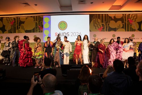 AIDS 2026, the 26th International AIDS Conference. Rio de Janeiro, Brazil.
Monday, 27 July 2026.

OP01. Opening Session.
In the photo: HIV Unwrapped parade

©️ Felipe / IAS