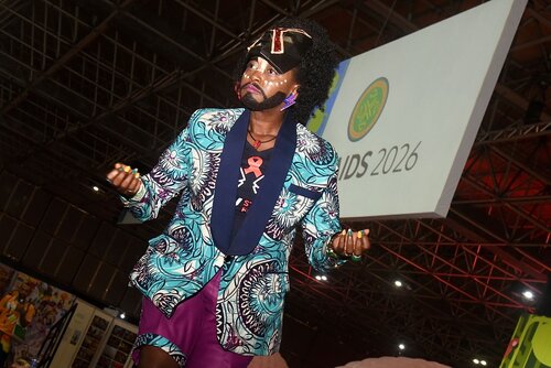 AIDS 2026, the 26th International AIDS Conference. Rio de Janeiro, Brazil.
Monday, 27 July 2026.

GVMS31. Global Village Opening Moment.
In the photo: Eric the Dragking.

© Márcia Moreira / IAS