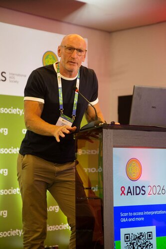 AIDS 2026, the 26th International AIDS Conference. Rio de Janeiro, Brazil.
Tuesday, 28 July 2026

SY04. Gareth Thomas' introductory remarks in symposium, "Moving away from stigma"
In the photo: Gareth Thomas

©️ Andréa Testoni / IAS