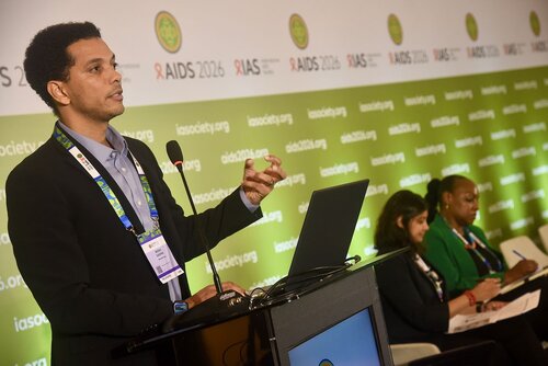 AIDS 2026, the 26th International AIDS Conference. Rio de Janeiro, Brazil.
Monday, 27 July 2026.

SAT36. Priorization under pressure: Rethinking  HIV service delivery with TIER-Plus.
In the photos: Irénio Gaspar.

© Márcia Moreira / IAS.