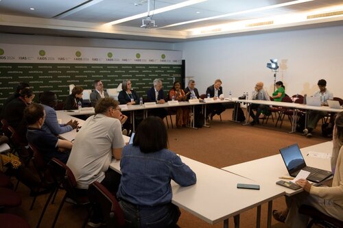 AIDS 2026, the 26th International AIDS Conference. Rio de Janeiro, Brazil.
Tuesday, 28 July 2026.

MR01. Media roundtable – Long-acting HIV prevention: The science, rollout and what is next.

© Felipe Varanda / IAS