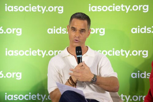 AIDS 2026, the 26th International AIDS Conference. Rio de Janeiro, Brazil.
Tuesday 28, July 2026.

SY08. Rebuilding global health: HIV reporting in a brave new world (Media panel session)..
In the photo: Karl Schmid, Plus Life Media & K-ABC Television Los Angeles, United States

©️ Felipe Varanda / IAS