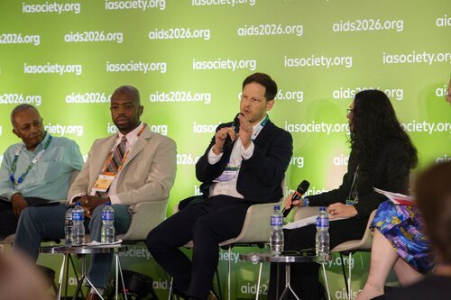 AIDS 2026, the 26th International AIDS Conference. Rio de Janeiro, Brazil.
Tuesday, 28 July 2026

SY06. No retreat, no surrender: The future of philanthropy in HIV.
In the photo: Yogan Pillay, LaRon Nelson, Richard Borain.

©️ Andréa Testoni / IAS