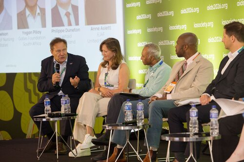 AIDS 2026, the 26th International AIDS Conference. Rio de Janeiro, Brazil.
Tuesday, 28 July 2026

SY06. No retreat, no surrender: The future of philanthropy in HIV.
In the photo: Philippe Duneton, Anne Aslett, Yogan Pillay, LaRon Nelson, Richard Borain

©️ Andréa Testoni / IAS