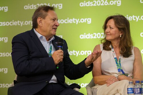 AIDS 2026, the 26th International AIDS Conference. Rio de Janeiro, Brazil.
Tuesday, 28 July 2026

SY06. No retreat, no surrender: The future of philanthropy in HIV.
In the photo: Philippe Duneton, Anne Aslett.

©️ Andréa Testoni / IAS