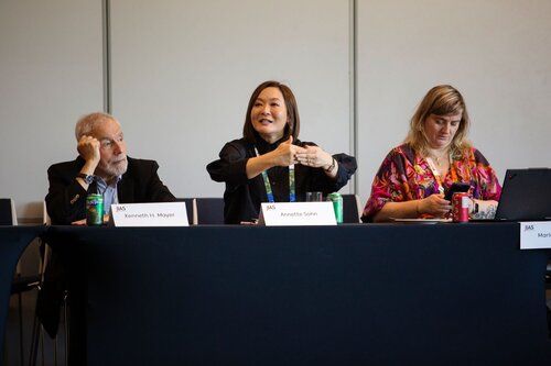 AIDS 2026, the 26th International AIDS Conference. Rio de Janeiro, Brazil.
Tuesday, 28 July 2026

JIASEBMM. JIAS Editorial Board member meeting.
In the photo: Keneth Hugh Mayer, Annete Sohn, Marlène Bras.

©️ Andréa Testoni / IAS