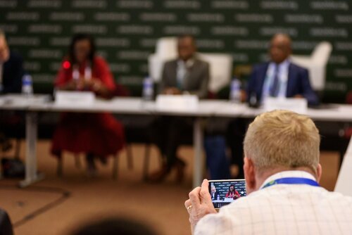 AIDS 2026, the 26th International AIDS Conference. Rio de Janeiro, Brazil.                            Wednesday, 29 July 2026.

MR02. Media roundtable – Africa’s HIV response after PEPFAR: The impact of funding cuts and what comes next.
In the photo: Media in attendance.

©️ Rogério von Krüger / IAS