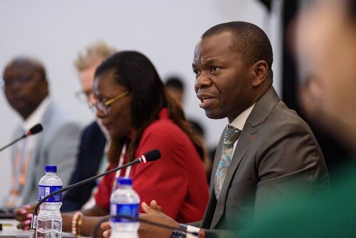 AIDS 2026, the 26th International AIDS Conference. Rio de Janeiro, Brazil.                            Wednesday, 29 July 2026.

MR02. Media roundtable – Africa’s HIV response after PEPFAR: The impact of funding cuts and what comes next.
In the photo: LLoyd Mulenga.

©️ Rogério von Krüger / IAS