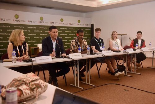 AIDS 2026, the 26th International AIDS Conference. Rio de Janeiro, Brazil.
Wednesday, 29 July 2026.

MR03. Media roundtable – Fiji: Responding to the fastest-growing epidemic in the world.
In the photos: The table.

© Márcia Moreira / IAS.