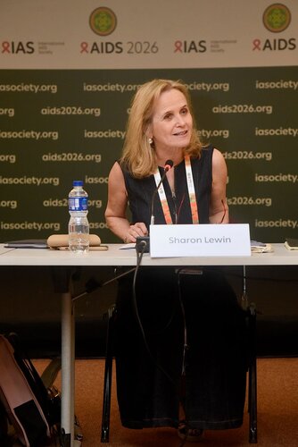 AIDS 2026, the 26th International AIDS Conference. Rio de Janeiro, Brazil.
Wednesday, 29 July 2026.

MR03. Media roundtable – Fiji: Responding to the fastest-growing epidemic in the world.
In the photos: Sharon Lewin.

© Márcia Moreira / IAS.