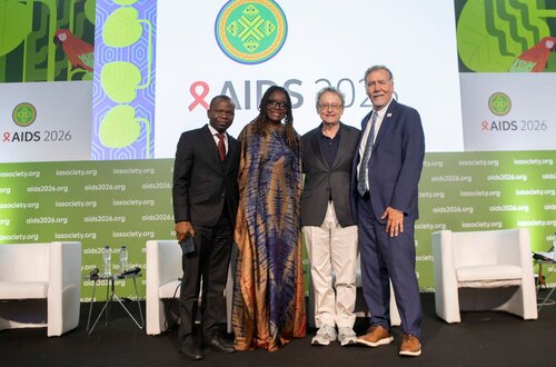 AIDS 2026, the 26th International AIDS Conference. Rio de Janeiro, Brazil.
Tuesday, 28 July 2026.

PL01. Rethink. Rebuild. Rise.
In the photo: Lloyd B. Mulenga, Zambia Ministry of Health; Wame Jallow, Shuga Global; Michel Nussenzweig, Rockefeller University, Chris Beyrer, Duke University, United States.

©️ Felipe Varanda / IAS
