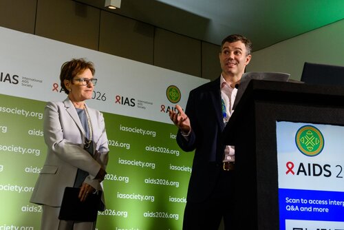 AIDS 2026, the 26th International AIDS Conference. Rio de Janeiro, Brazil.                            Wednesday, 29 July 2026.

SY14. Me and My Healthcare Provider award ceremony.
In the photo: Beatriz Grinsztejn, Silas Holland.     

©️ Rogério von Krüger / IAS
