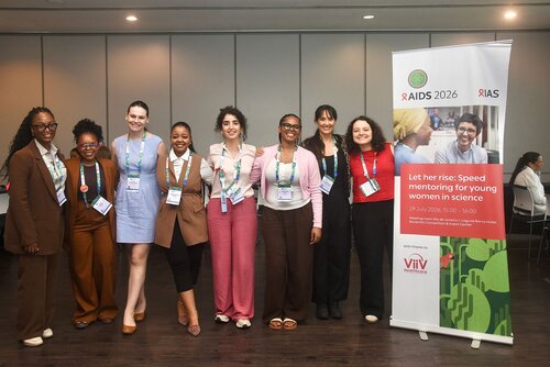 AIDS 2026, the 26th International AIDS Conference. Rio de Janeiro, Brazil.
Wednesday, 29 July 2026.

SMWIS. Let her wise: Speed mentoring for young women in science.
In the photos: Mentors and mentees interacting.

© Márcia Moreira / IAS.