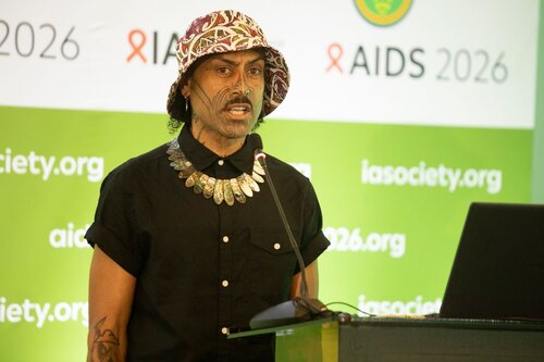 AIDS 2026, the 26th International AIDS Conference. Rio de Janeiro, Brazil.
Wednesday, 29 July 2026.

SY15. Strong spirits, healthy futures: Focus on the HIV response among Indigenous people.
In the photo: Tawhanga NOPERA
Body Positive NZ Inc, Positive Women NZ, Toitu te Ao, Tu Tama Wahine o Taranaki, New Zealand.

© Felipe Varanda / IAS