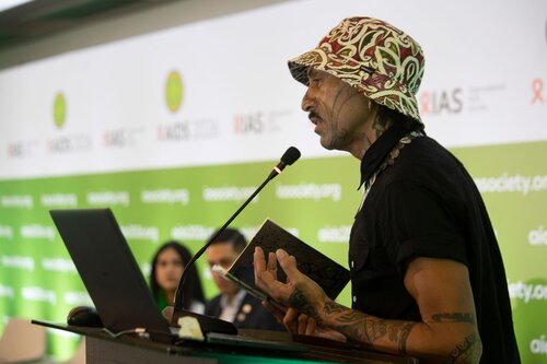 AIDS 2026, the 26th International AIDS Conference. Rio de Janeiro, Brazil.
Wednesday, 29 July 2026.

SY15. Strong spirits, healthy futures: Focus on the HIV response among Indigenous people.
In the photo: Tawhanga NOPERA
Body Positive NZ Inc, Positive Women NZ, Toitu te Ao, Tu Tama Wahine o Taranaki, New Zealand.

© Felipe Varanda / IAS