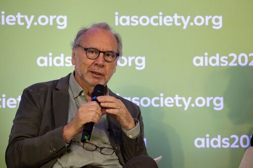 AIDS 2026, the 26th International AIDS Conference. Rio de Janeiro, Brazil.
Wednesday, 29 July 2026

SY10. Leadership at the tipping point: Protesting the gains and advancing progress in a new era of the HIV response.
In the photo:Peter Piot.

©️ Andréa Testoni / IAS