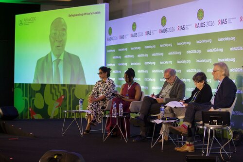 AIDS 2026, the 26th International AIDS Conference. Rio de Janeiro, Brazil.
Wednesday, 29 July 2026

SY10. Leadership at the tipping point: Protesting the gains and advancing progress in a new era of the HIV response.
In the photo: Nomonde Ngema, Peter Piot, Mariangela Simão, Mitchell Warren.

©️ Andréa Testoni / IAS