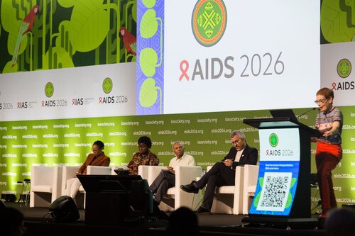 AIDS 2026, the 26th International AIDS Conference. Rio de Janeiro, Brazil.
Wednesday, 29 July 2026

SS01. After the emergency: Rebuiding sustainable access to HIV treatment and prevention.
In this photo: Nonhlanhla Ignata Ndlovu, Olayide Akanni, Yogan Pillay, Javier Padilla Bernaldez, Nora Bar.

©️ Andréa Testoni / IAS
