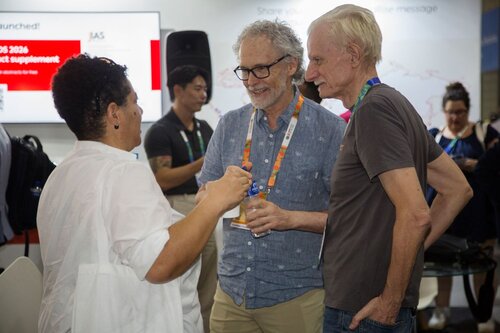 AIDS 2026, the 26th International AIDS Conference. Rio de Janeiro, Brazil.
Wednesday, 29 July 2026

MGAP. Gathering for IAS membersfrom Asia and the Pacific Islands.
In the photo: Andrew Grulich.

©️ Andréa Testoni / IAS