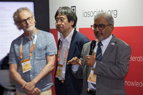 AIDS 2026, the 26th International AIDS Conference. Rio de Janeiro, Brazil.
Wednesday, 29 July 2026

MGAP. Gathering for IAS membersfrom Asia and the Pacific Islands.
In the photo: Nittaya Phanuphak, Andrew Grulich, Tetsuro Matano, Ishwar Gilada.

©️ Andréa Testoni / IAS