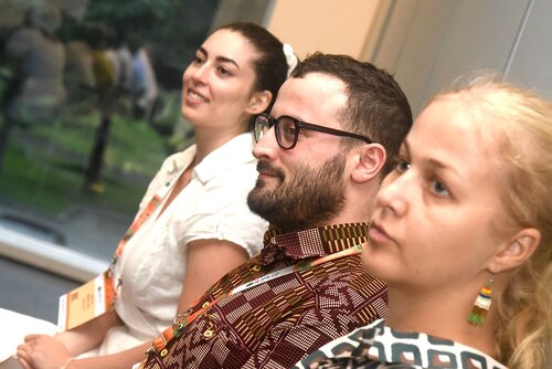 AIDS 2026, the 26th International AIDS Conference. Rio de Janeiro, Brazil.
Wednesday, 29 July 2026.

ETAF. Evidence to Action Forum.
In the photos: Presenters and audience.

© Márcia Moreira / IAS.