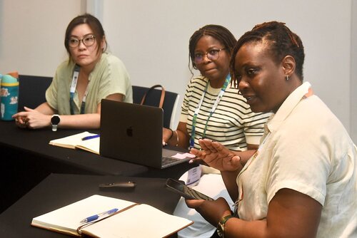 AIDS 2026, the 26th International AIDS Conference. Rio de Janeiro, Brazil.
Wednesday, 29 July 2026.

ETAF. Evidence to Action Forum.
In the photos: Presenters and audience.

© Márcia Moreira / IAS.